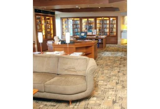 La relajante biblioteca del buque